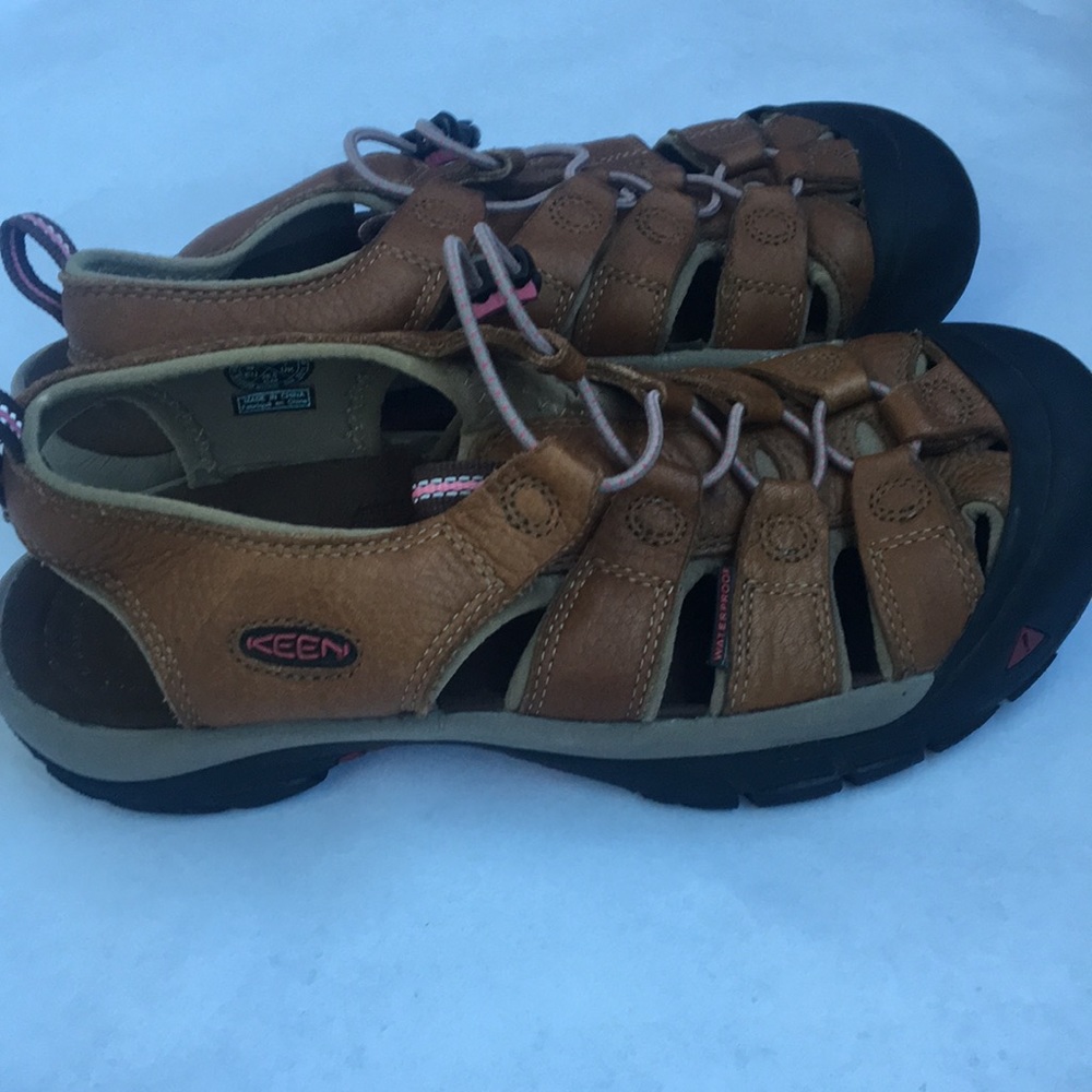 Keen Leather Newport closed toe leather sandal